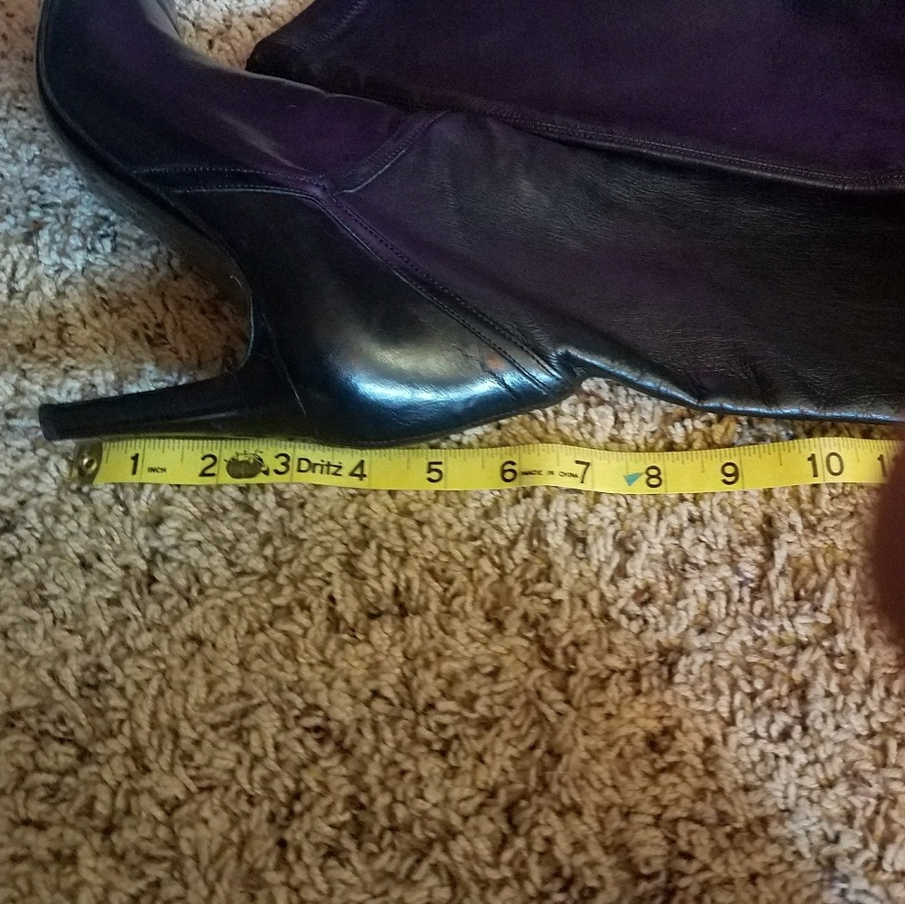 Black Italian boots